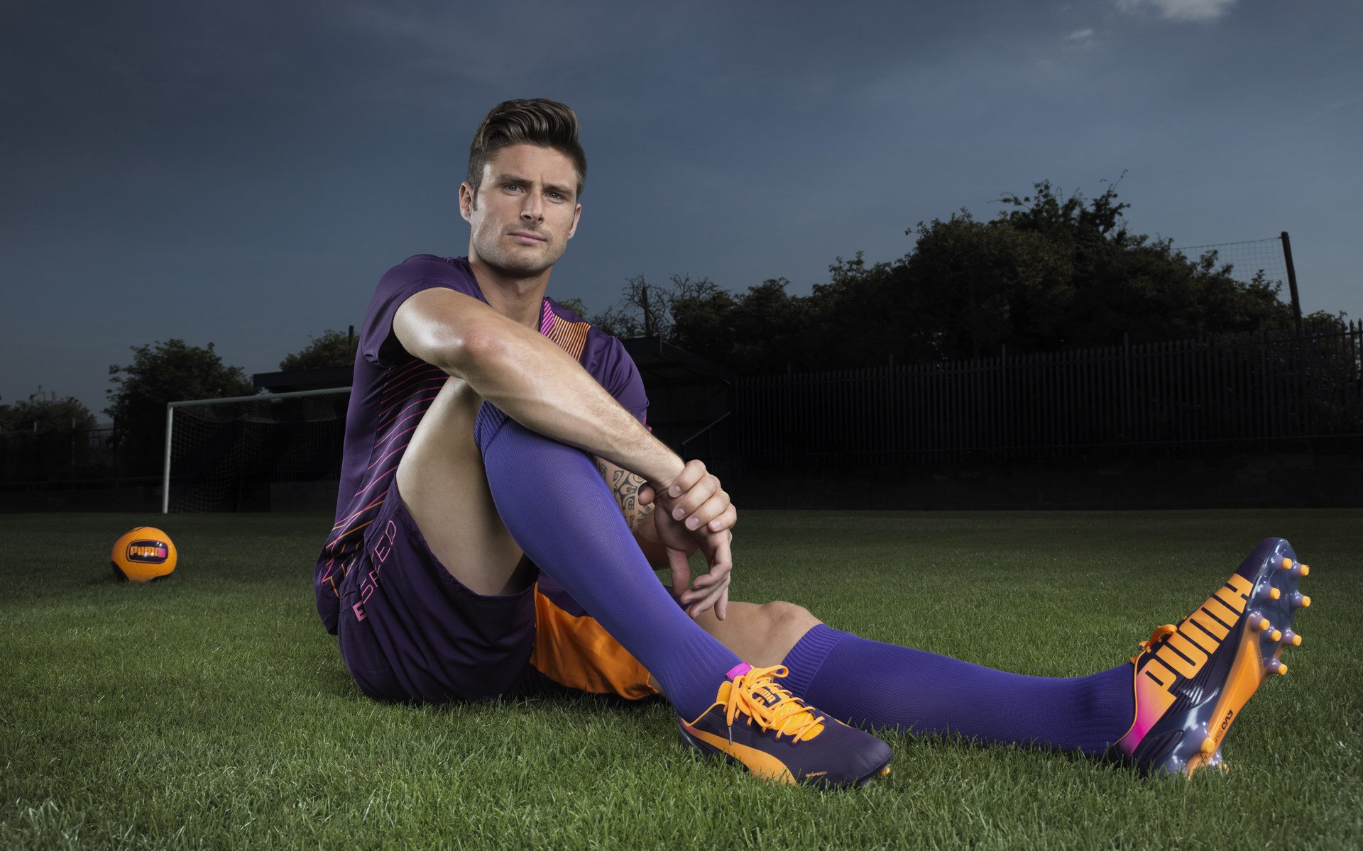 广东队老将发挥稳定引领年轻球员成长，广东队现役球员