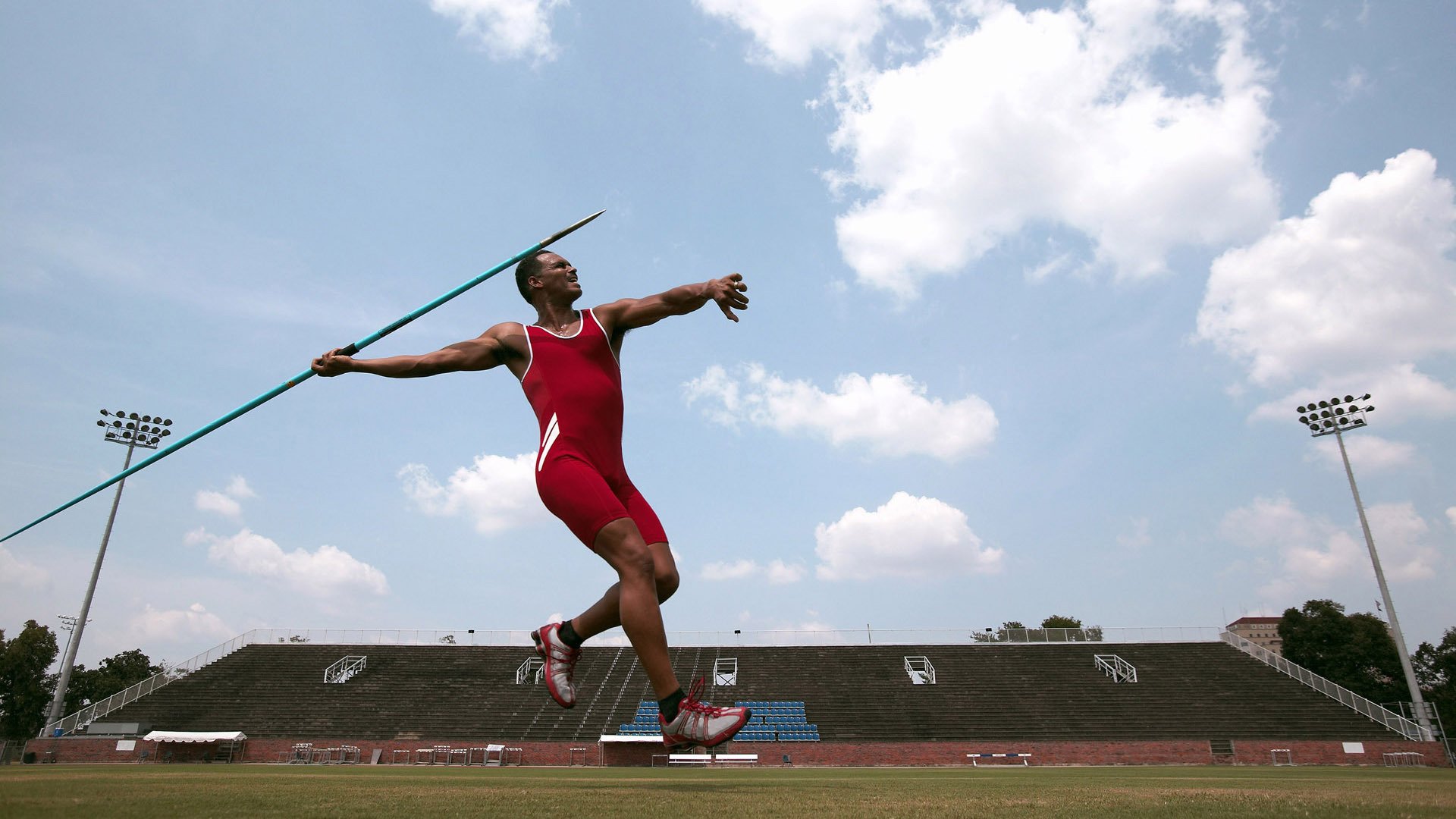 星空体育平台-史上最精彩的“妙传”瞬间：斯托亚科维奇在快攻中送出助攻绝杀！